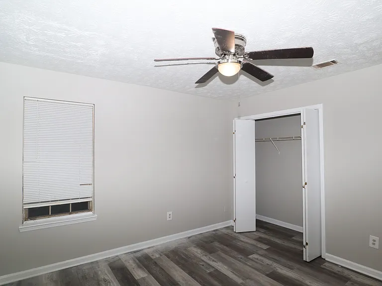 5860 Sheldon Ct #A — Photo 5