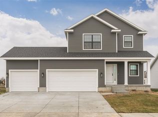 526 Ashton Dr NE, Mount Vernon, IA 52314