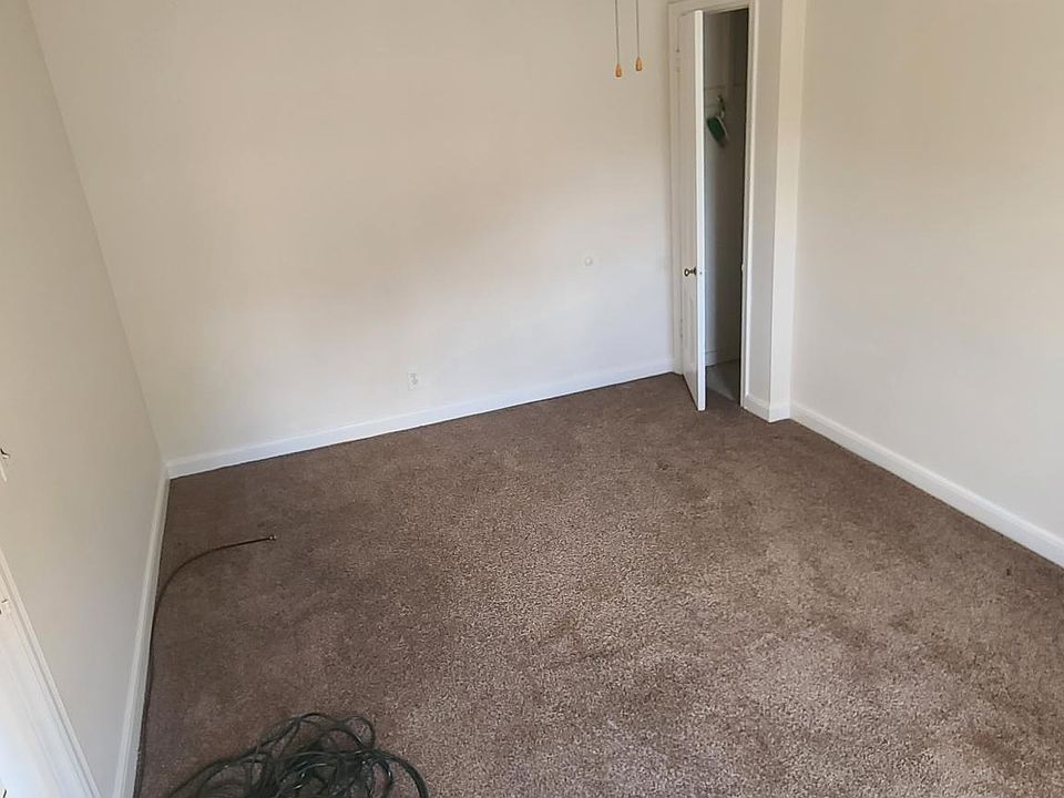 2nd image of 233 Center St