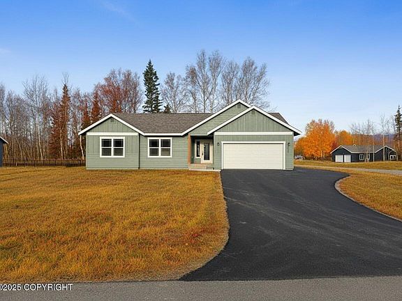 2nd image of 2658 N Northgate Pl