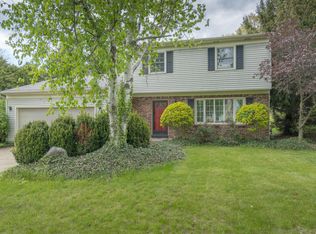 3118 Windover Dr NE, Grand Rapids, MI 49525