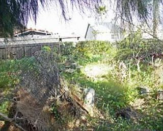 3rd image of 220 N Soledad St