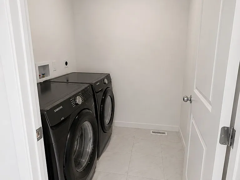 800 Paseana Pl — Photo 14