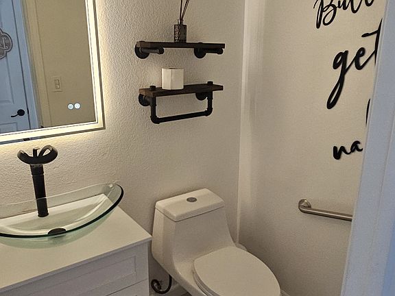 4th image of 2255 Cahuilla St APT 20