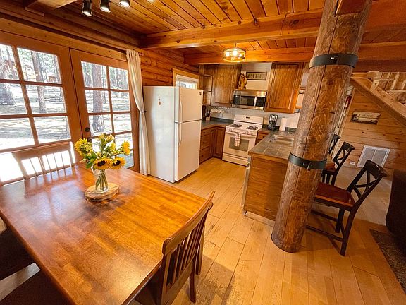 3rd image of 1381 Glenwood Way