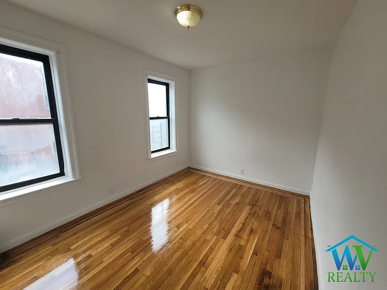 3230 Steuben Ave #A3 — Photo 10