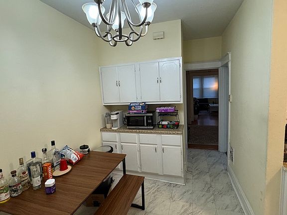 2nd image of 1825 S Newstead Ave #1S