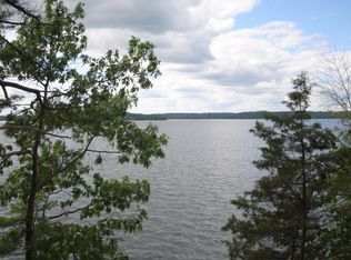 W2452 Oakwood Ave, Green Lake, WI 54941