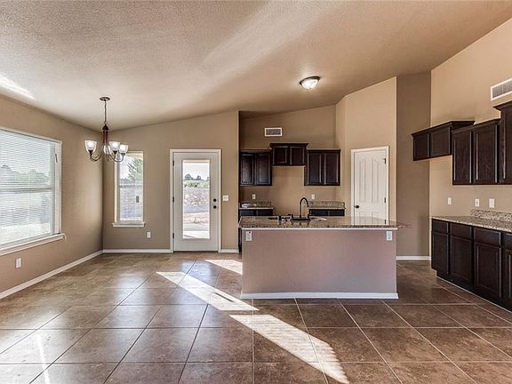3rd image of 5603 New Castle Ct
