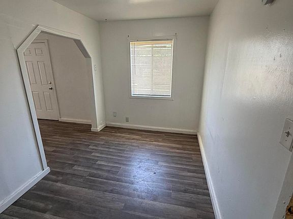 5th image of 1729 N Willis Street