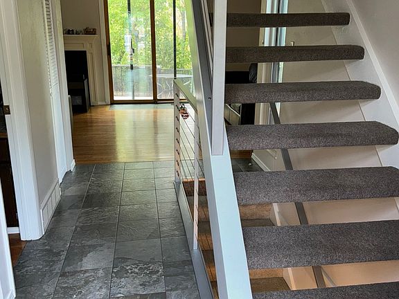 4th image of 1295D Bear Mountain Dr