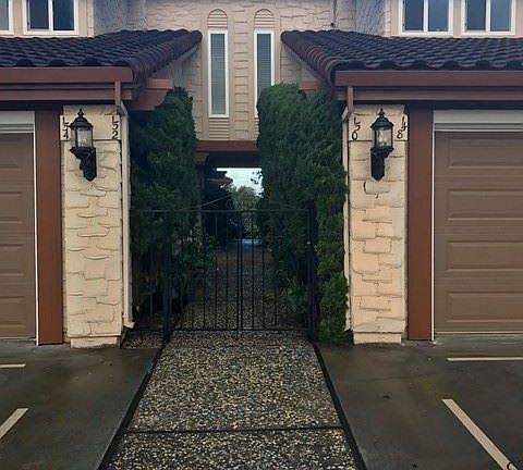 2nd image of 148 Farallon Ct