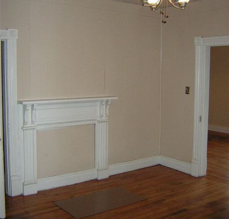 Nice Ceiling Fan & Hardwoods