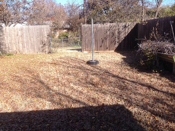 2nd image of 13947 Janwood Ln