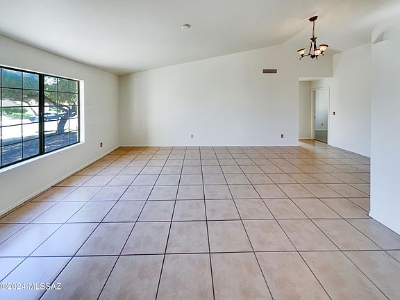 4th image of 1609 W Camino Acierto