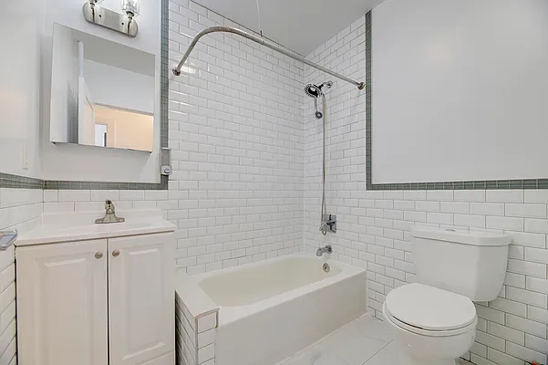 Rented by REAL New York | media 40