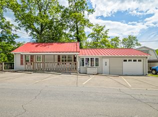 100 N Jefferson St, Nashville, IN 47448