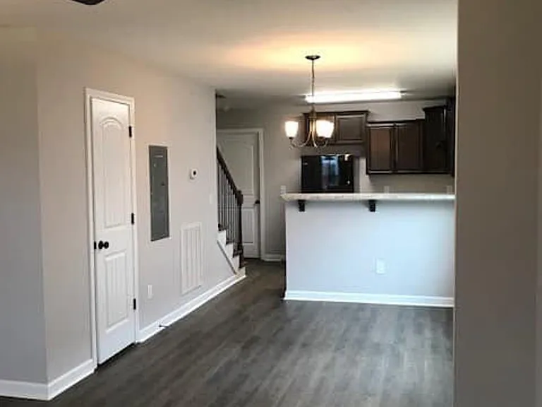 1255 Bluebird Rd — Photo 6