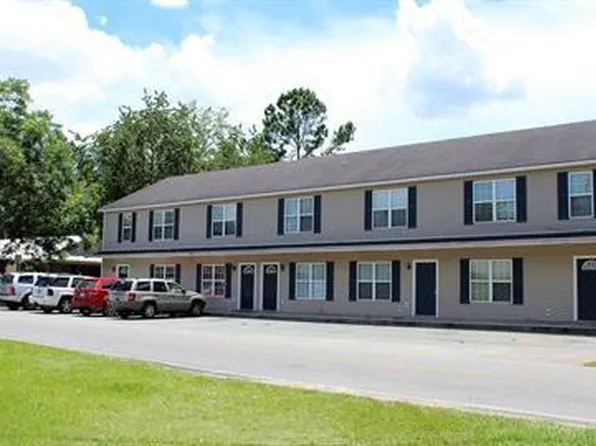 4 E Howell Dr, Lakeland, GA