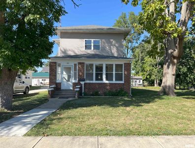 121 E Tremont St, Waverly, IL, 62692