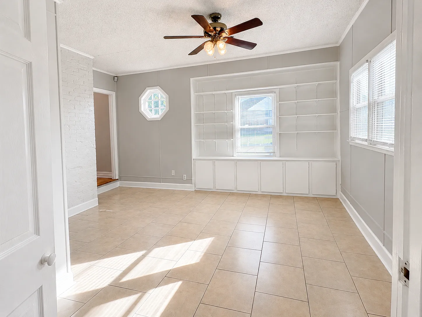 3 bed, 1.5 bath, 1892 sqft, $1,950 — Photo 4