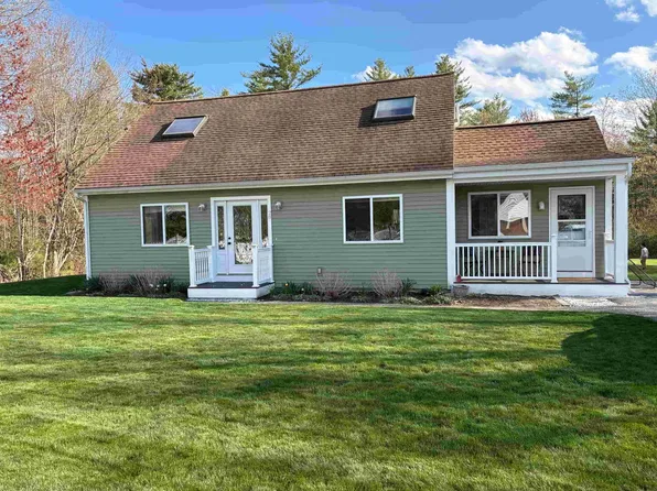 28 Doe Farm Lane, Newmarket, NH 03857