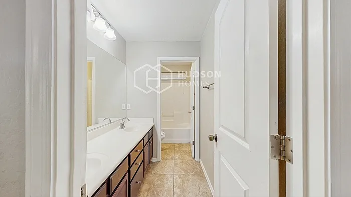 5805 S 27th Ln — Photo 28