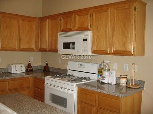 5th image of 1261 Anastasia St