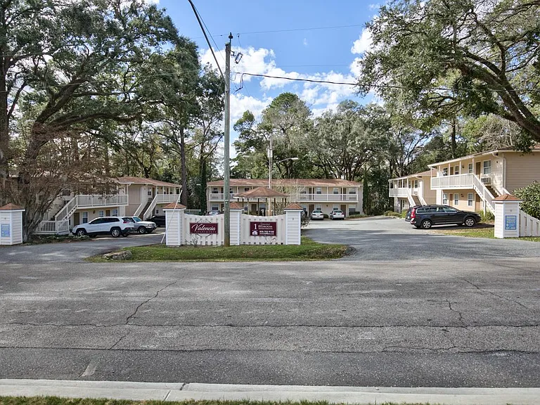 120 Valencia Dr #1 — Photo 12