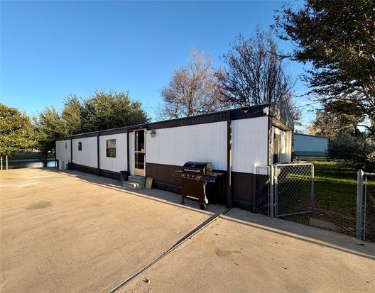3407 Samoan Ct, Granbury, TX 76048