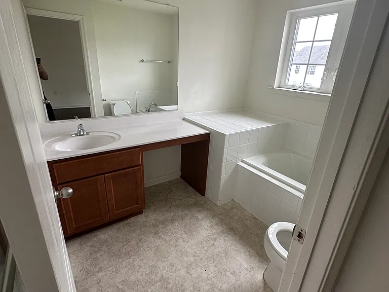 115 Cecily Way — Photo 25