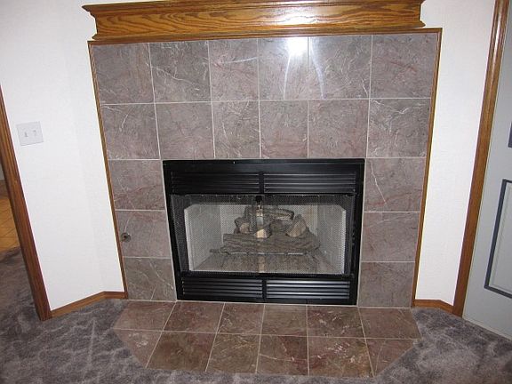 4th image of 2420 Arlington Dr