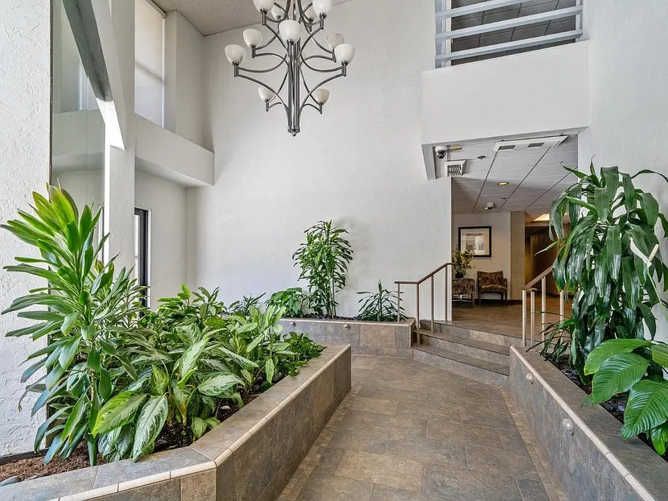 110 Park Rd #306
