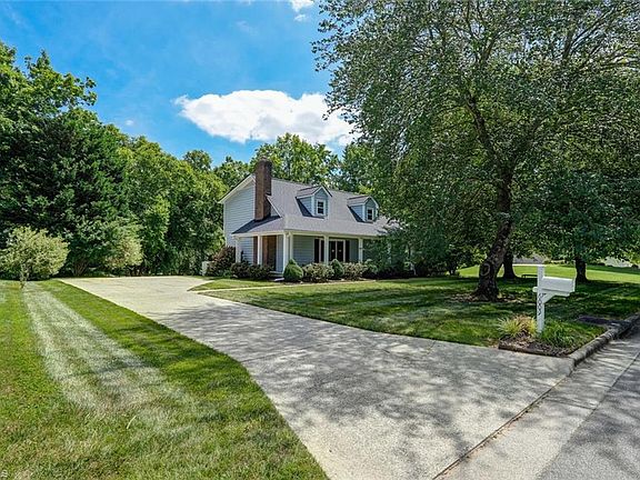 2nd image of 6009 Muirfield Dr