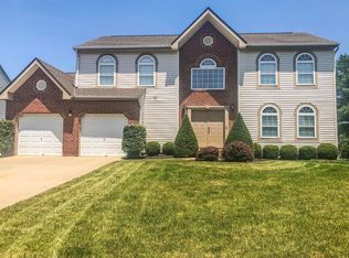 3493 Courtland Dr, Lewis Center, OH 43035