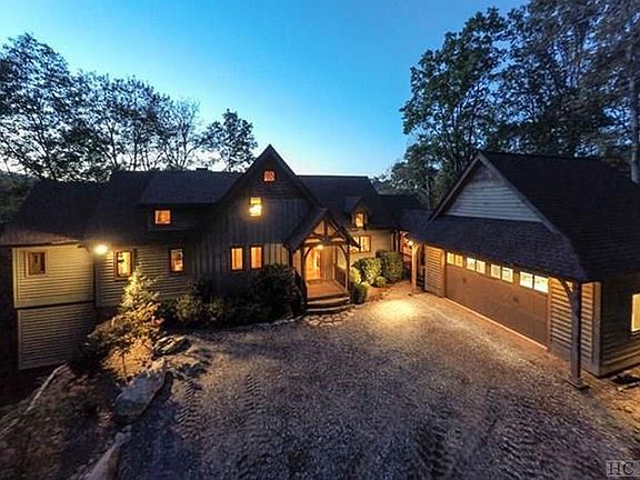 2nd image of 544 Cross Vine Dr