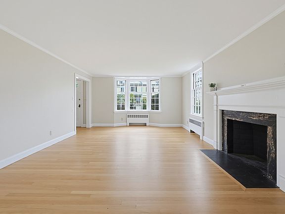 4th image of 57 Bullard St