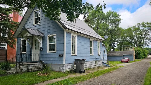 516 W Marion St Photo 1