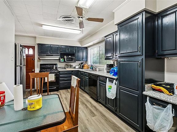 5th image of 905 Moisant St