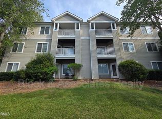 1411 Collegiate Cir APT 204, Raleigh, NC 27606