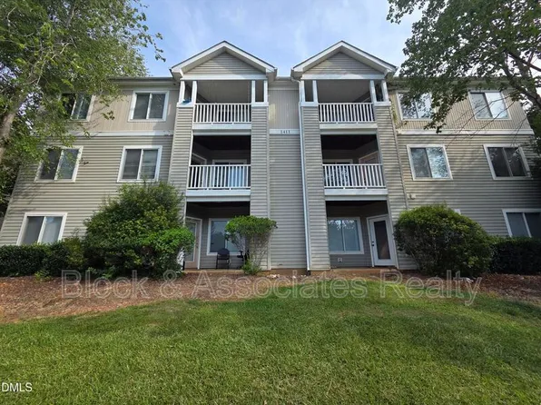 1411 Collegiate Cir APT 204, Raleigh, NC 27606