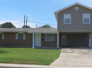 2120 N Turnbull Dr, Metairie, LA 70001