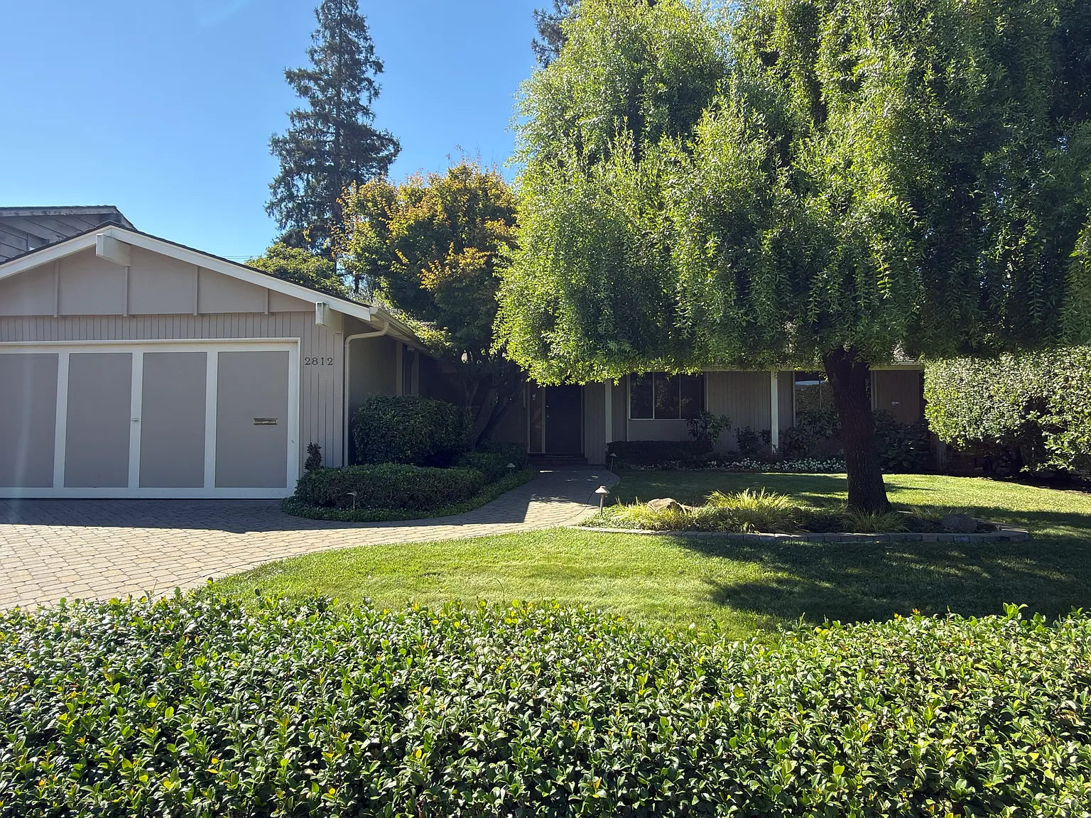 4 bed, 1687 sqft, $5,750 — Photo 1