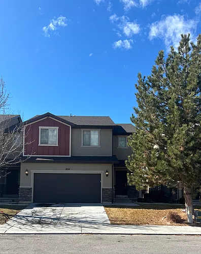 824 S Fox Trail Ln Photo 1