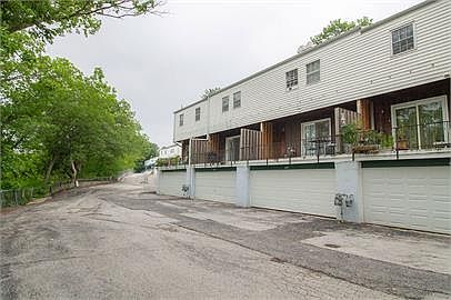 3rd image of 1201 Old Highway 63 S APT 109