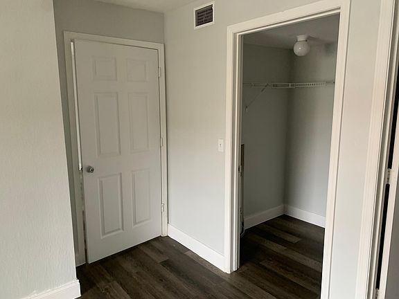 5th image of 7350 Westpointe Blvd APT 228