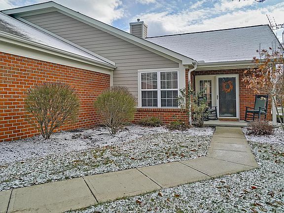 3rd image of 7480 Cherry Brook Dr