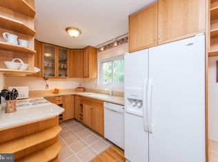 65 Ridge Rd UNIT J, Greenbelt, MD 20770