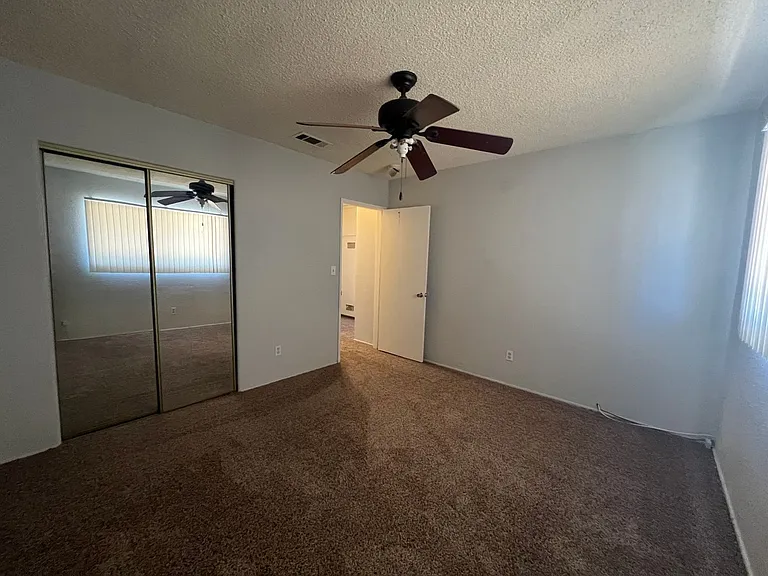 229 S Buena Vista St — Photo 18