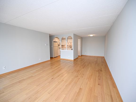 4th image of 6950 W Forest Preserve Dr APT 207
